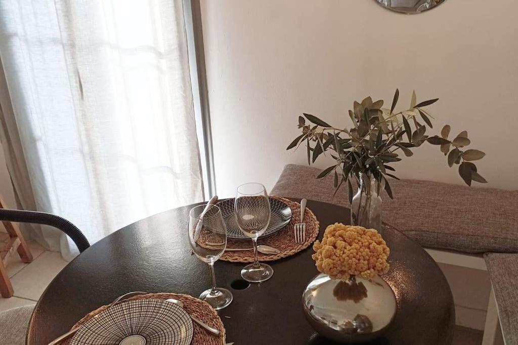 Apartamento Vue Imprenable Sur La Sorgue LʼIsle-sur-la-Sorgue Exterior foto