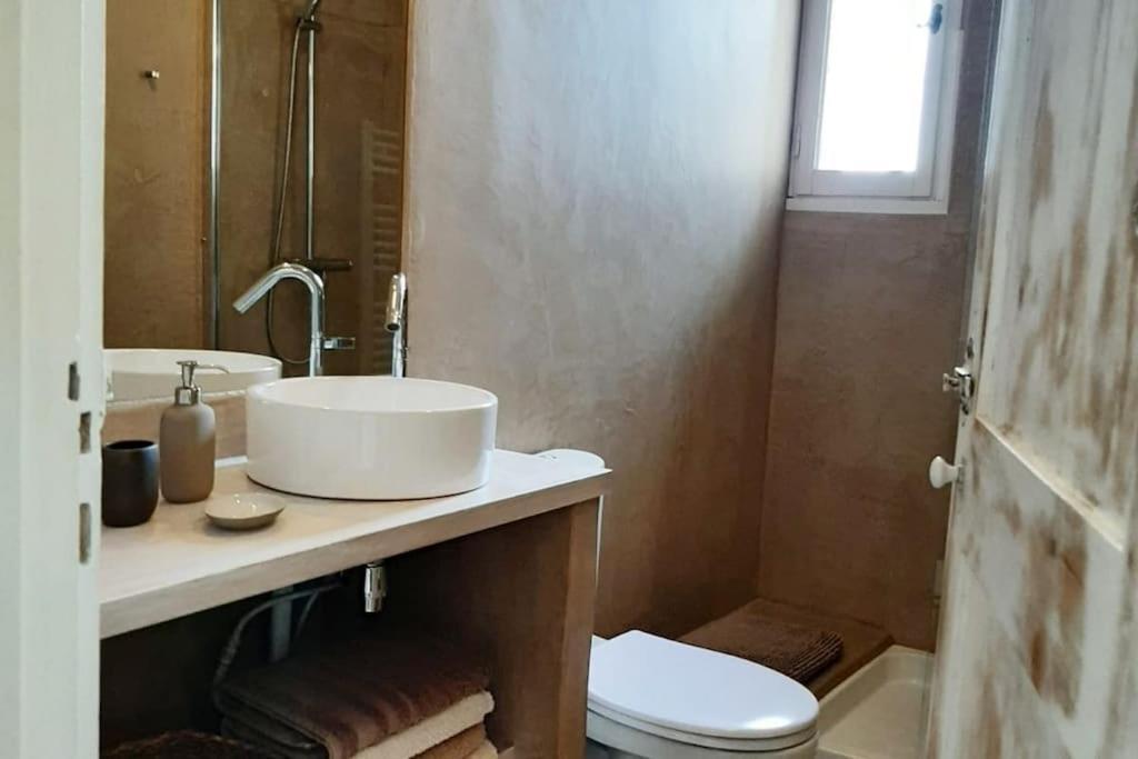 Apartamento Vue Imprenable Sur La Sorgue LʼIsle-sur-la-Sorgue Exterior foto